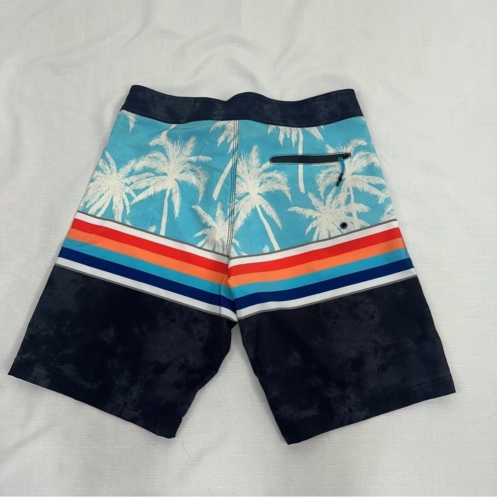 Maui and Sons Men’s Size 32 Black Shark 4 Way Stretch Palm Tree Board Shorts